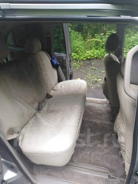 Nissan Liberty. �������, ��������, ������ ����