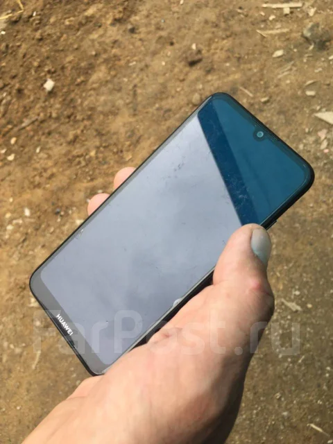 Huawei Y6 2019. �����, ������, 4G LTE ����