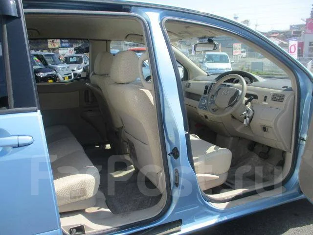 Toyota Raum. �������, ��������, 1.5 (105��.�.), ������, 79����. ��, �/�. ��� ����� �� ������������ ����