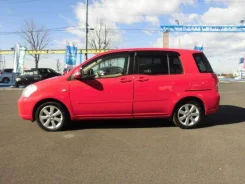 Toyota Raum. �������, ��������, 1.5 (105��.�.), ������, 76����. ��, �/�. ��� �����