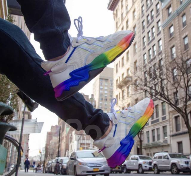 Adidas ozweego pride hot sale shoes