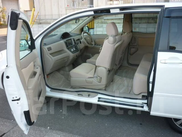 Toyota Raum. �������, ��������, 1.5 (105��.�.), ������, 70����. ��, �/�. ��� ����� �� ������������ ����