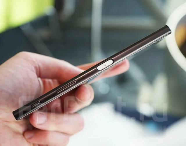 Sony Xperia XZ. �/�, ����������, 3G, 4G LTE, Dual-SIM, ����������, NFC ����