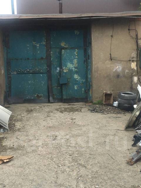 Помещение под склад (автосервис) - Складские помещения во Владивостоке