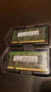 SO-DIMM DDR2.