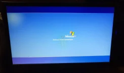 Acer. 18.5", ���������� �� (LCD)