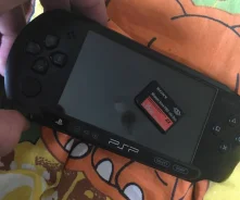 Sony PSP Street E1000 ����