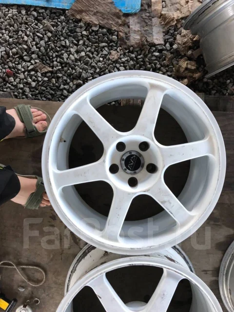 AVS Model 6. 9.0x18", 5x114.3, ET40, �� 73���. ����
