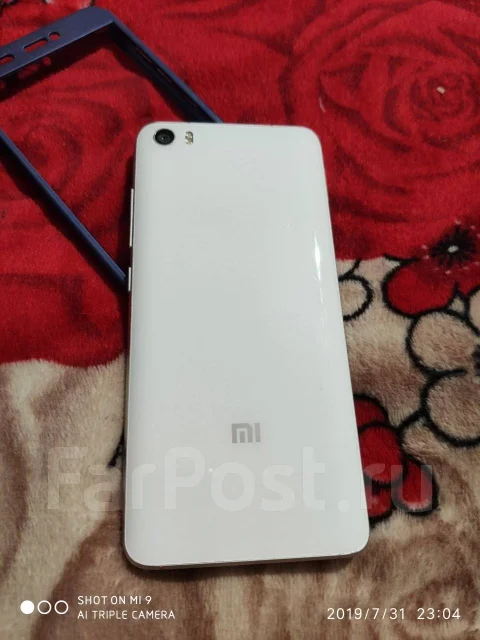 Xiaomi Mi5. �/�, �����, 4G LTE, Dual-SIM, NFC ����