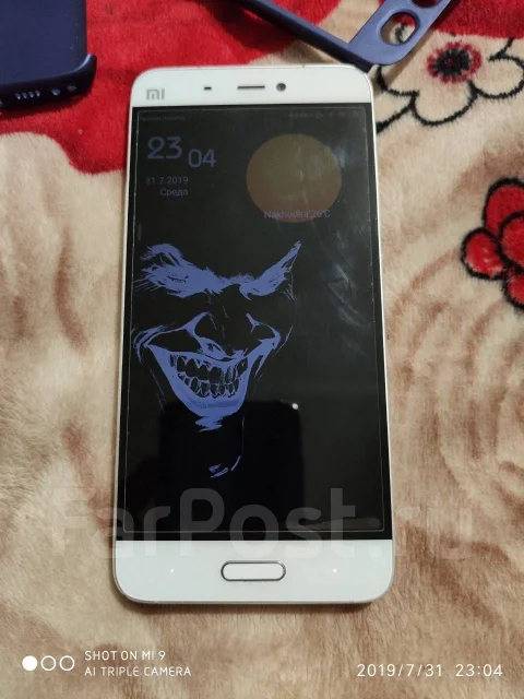Xiaomi Mi5. �/�, �����, 4G LTE, Dual-SIM, NFC ����