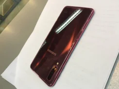 Samsung Galaxy A7 2018. �/�, �������, 4G LTE, Dual-SIM, NFC ����