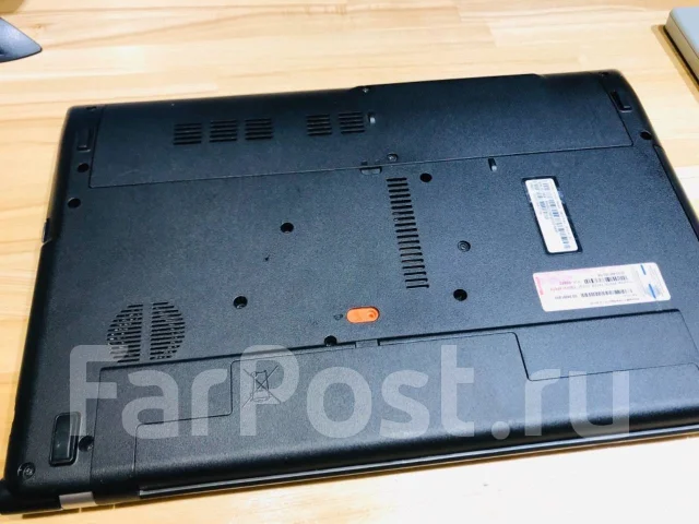 Acer Aspire V3-551G. 15.6", 2 700����, ��� 8 ��, ���� 240���, WiFi: 1, Bluetooth: 1, ����������� �� 2��. ����