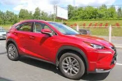 Lexus NX200t ����