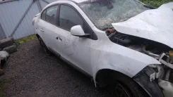 Renault Fluence ����