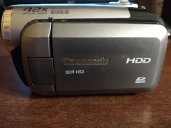 Panasonic SDR-H50 ����