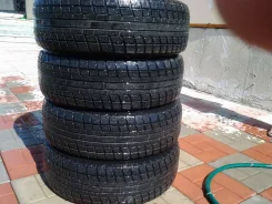 Yokohama Ice Guard Black IG20. �����������, �/�, ����� 40 % ����