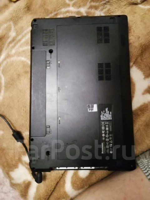 Lenovo G580. 15.6", 2,6����, ��� 4 ��, ���� 498���, WiFi: 1, Bluetooth: 1, ����������� �� 2��. ����