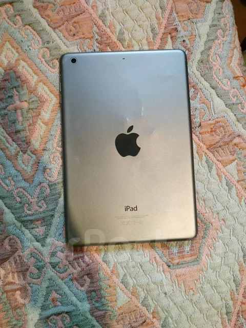 Apple iPad Mini 2 ����