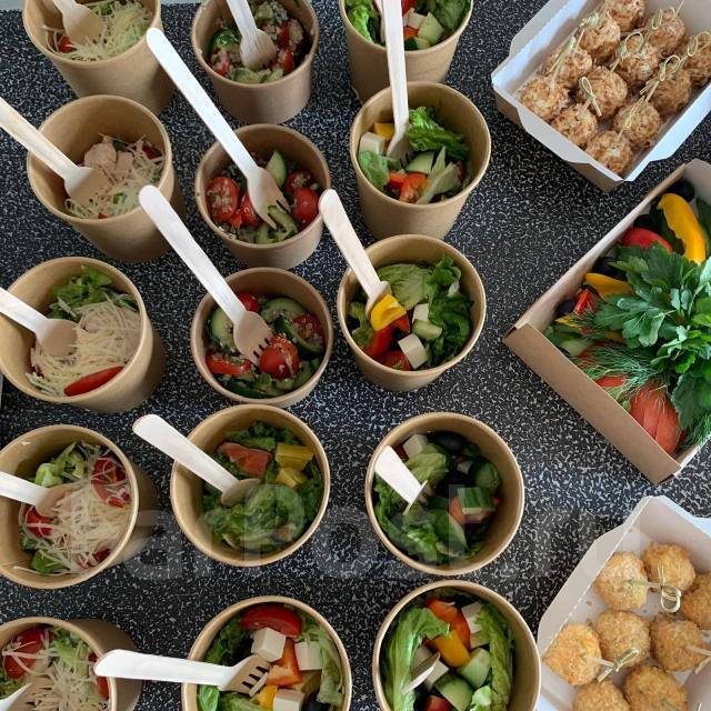 Кейтеринг на корпоратив от 330 р/гость. Доставка еды во Владивостоке