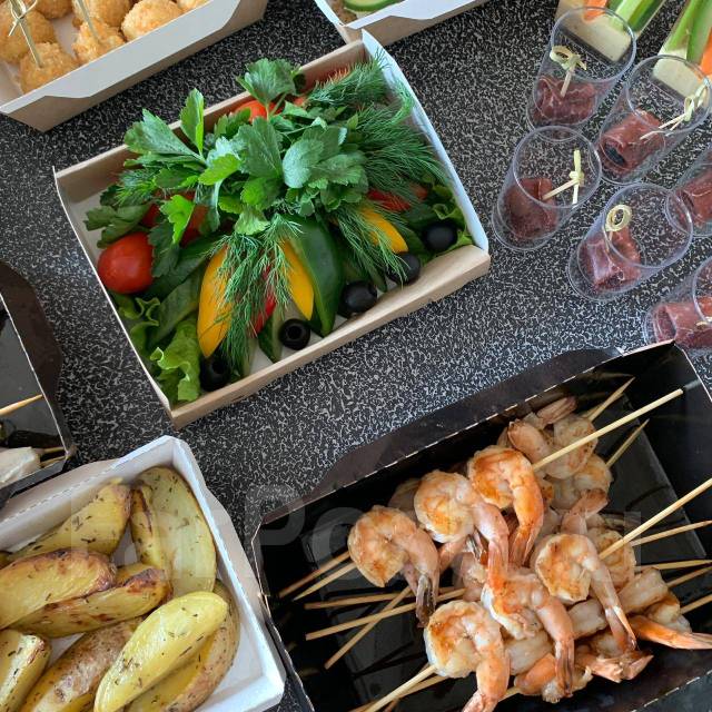 Кейтеринг на корпоратив от 330 р/гость. Доставка еды во Владивостоке