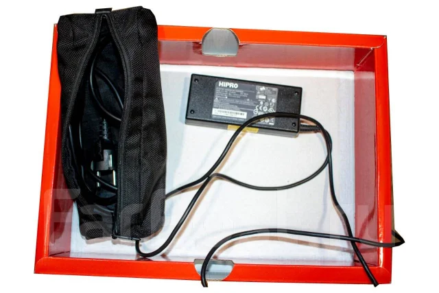Packard Bell EasyNote NX69. 14", 2����, ��� 8 ��, ���� 240���, WiFi: 1, Bluetooth: 1, ����������� �� 2��. ����