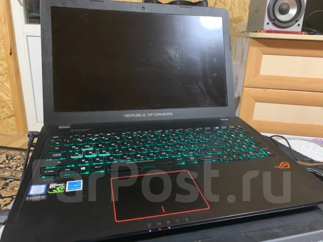 Asus ROG. 15.6", 2,8����, ��� 16 ��, ���� 1 128 000���, WiFi: 1, Bluetooth: 1 ����
