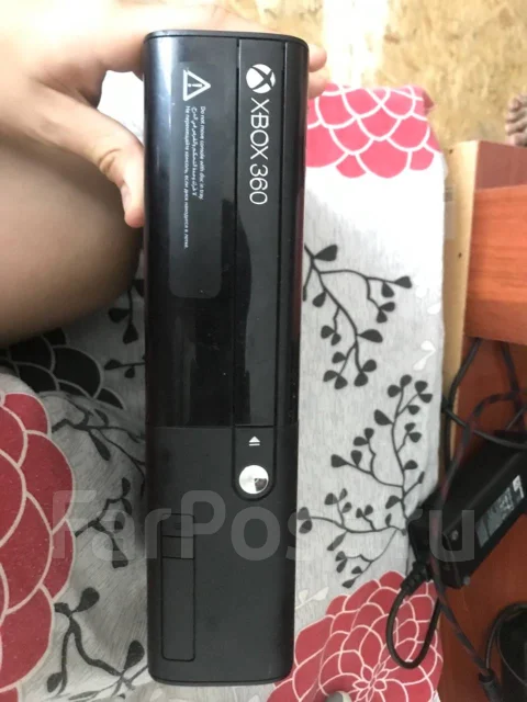 Microsoft Xbox 360 E ����