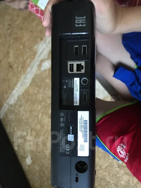 Microsoft Xbox 360 E ����