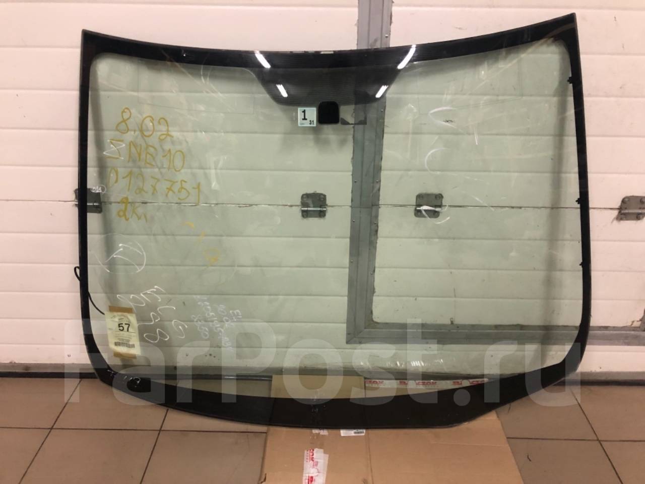 Лобовое стекло тойота ноах 2003 год размер. Лобовое стекло тойота витц. 2365267 стекло лобовое. Полоса на лобовое стекло toyota wish. Лобовое стекло тойота альфард 2012.