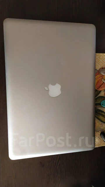 Apple MacBook Pro 15 2010 Mid. 15.4", 2,4����, ��� 8 ��, ���� 240���, WiFi: 1, Bluetooth: 1, ����������� �� 3��. ����
