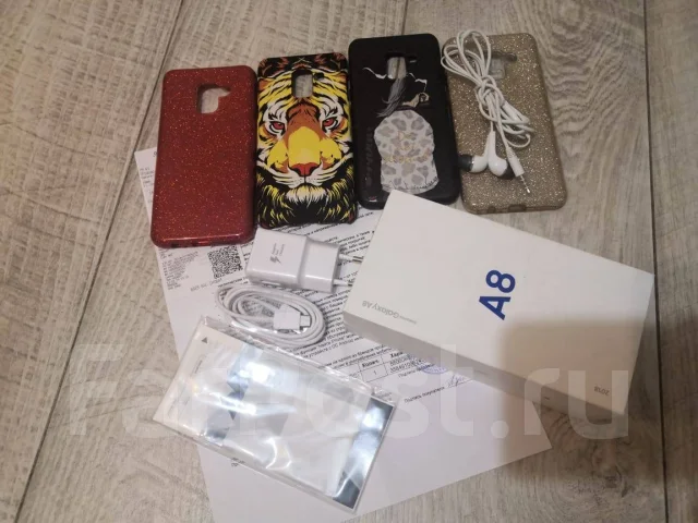 Samsung Galaxy A8 2018. �����, �������, 3G, 4G LTE, NFC ����