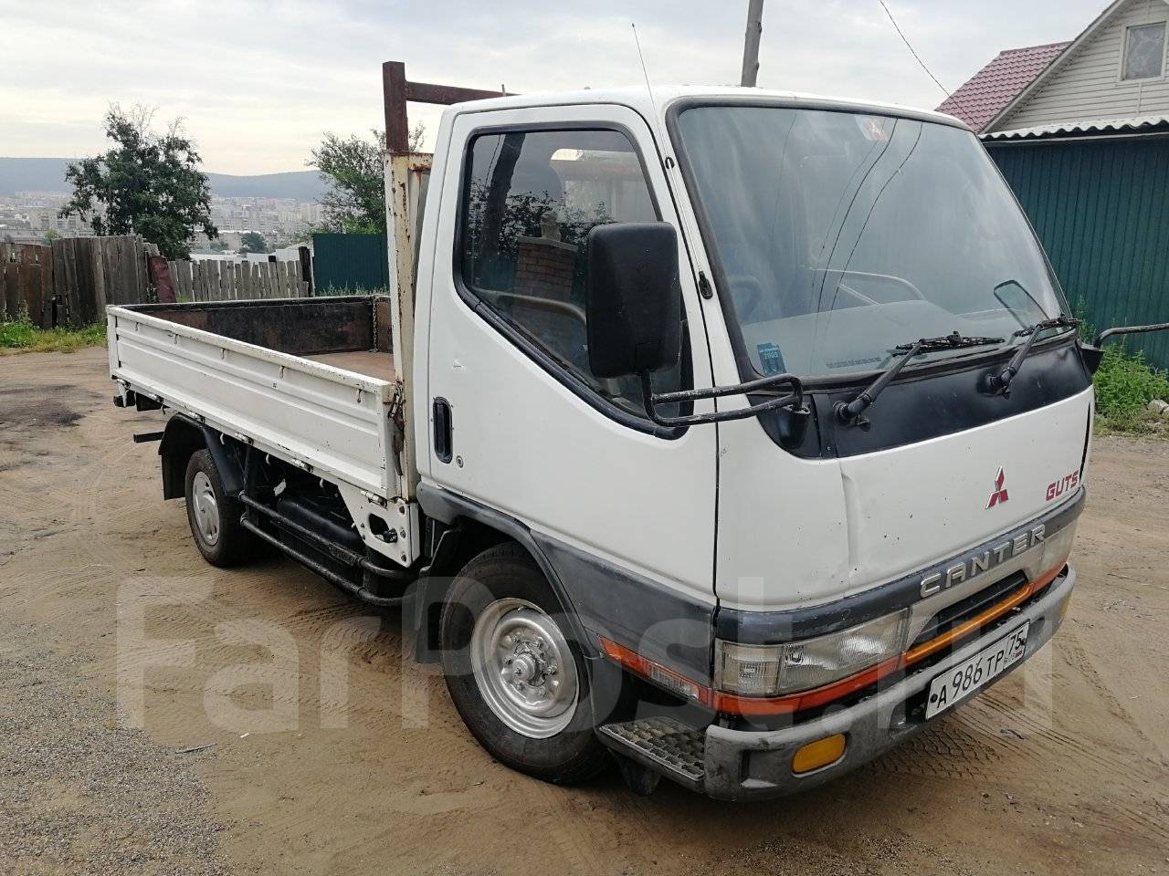 Mitsubishi canter бортовой 2-3 тонны. Fuso canter со спальником. Mitsubishi fuso canter 1996. 5 тонн. Кантер грузоподъемность.