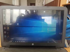 HP 15. 16.4", 1,8����, ��� 8 ��, ���� 500���, WiFi: 1, Bluetooth: 1, ����������� �� 2��. ����