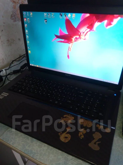 DEXP Achilles. 17.3", 2,6����, ��� 16 ��, ���� 1 000���, WiFi: 1, Bluetooth: 1 ����