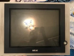 Akai. CRT (���) ����