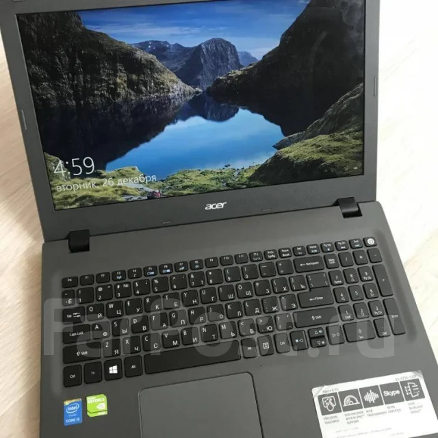 Acer Aspire E1-532G. 15.6", 2����, ��� 4 ��, ���� 500���, WiFi: 1, Bluetooth: 1, ����������� �� 4��. ����