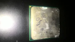 AMD Sempron 140 ����