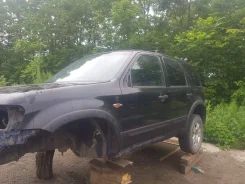 Ford Escape. EPFWF, AJ ����