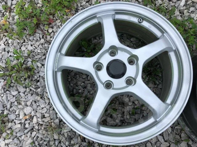 Rozest SS-01. 7.0x16", 5x114.3, ET48, �� 72���. ����