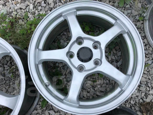 Rozest SS-01. 7.0x16", 5x114.3, ET48, �� 72���. ����