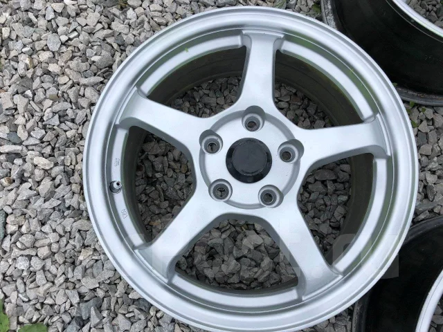 Rozest SS-01. 7.0x16", 5x114.3, ET48, �� 72���. ����