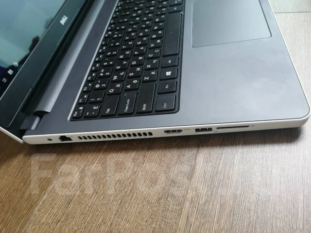 Dell Inspiron 5558. 15.6", 1 700����, ��� 4 ��, ���� 500���, WiFi: 1, Bluetooth: 1 ����