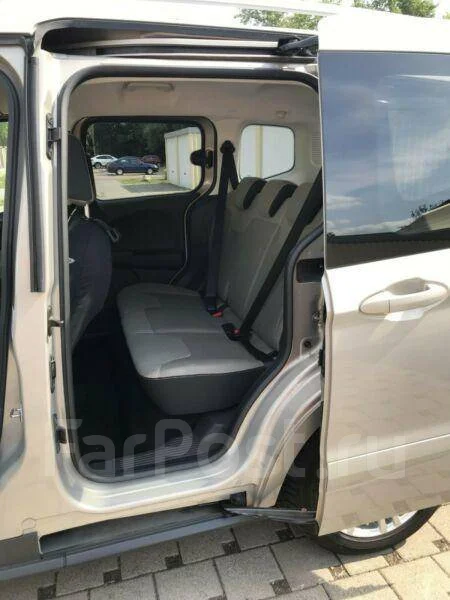 Ford Tourneo Courier. ��������, ��������, 1.0 (101��.�.), ������, 39 888����. ��, �/�. ��� ����� �� ������������ ����
