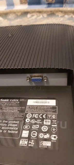 ViewSonic. 19" ����