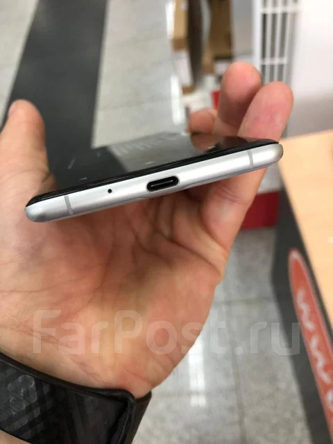Sony Xperia XZ3. �/�, �����, 3G, 4G LTE, Dual-SIM, ����������, NFC ����