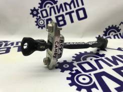 Ограничитель задней двери Toyota Camry ACV40 68640-33070 68630-33070 в Новокузнецке Ограничитель задней двери Toyota Camry ACV40 68640-33070 68630-33070