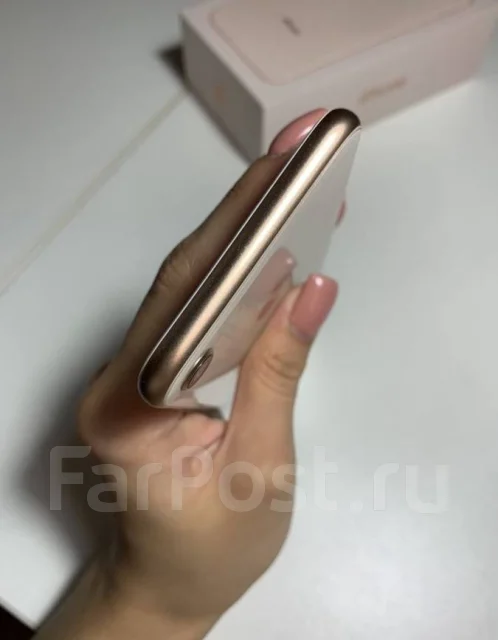 Apple iPhone 8. �/�, �������, 3G, 4G LTE, NFC ����