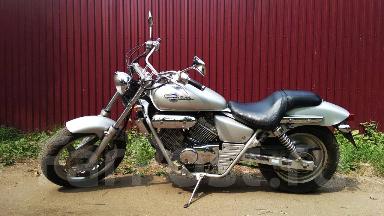 Мотоцикл комсомольск. Honda Magna 1995. Хонда Магна 125. Хонда Магна 250. Honda Magna 250 двигатель.