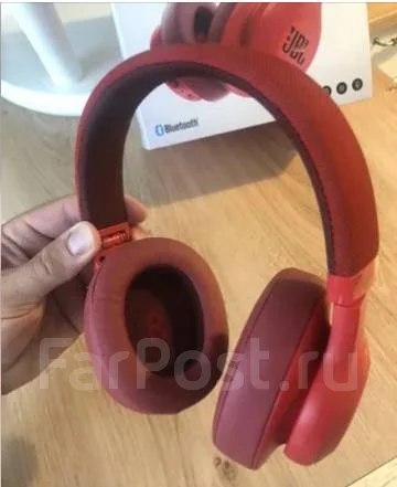 JBL E55BT ����