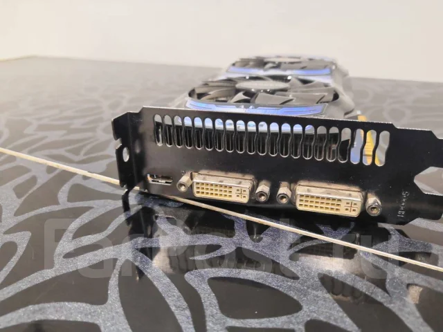 GeForce GTS 450 ����
